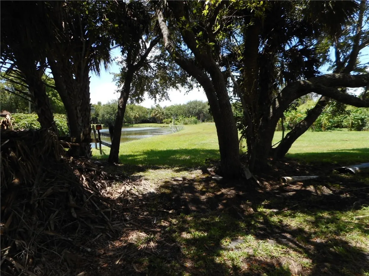 South Florida Real Estate | View 2595 Quay Dock | Listing