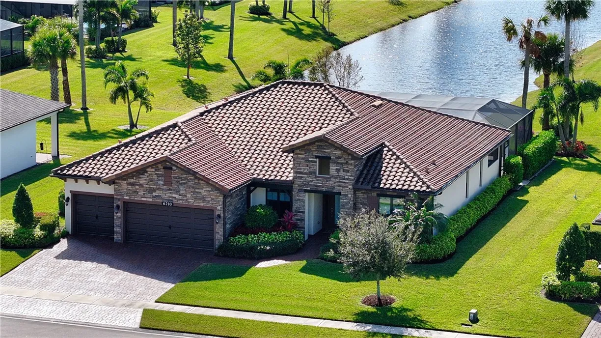 South Florida Real Estate | View 6210 Arcadia | 3 Beds, 2 Baths
