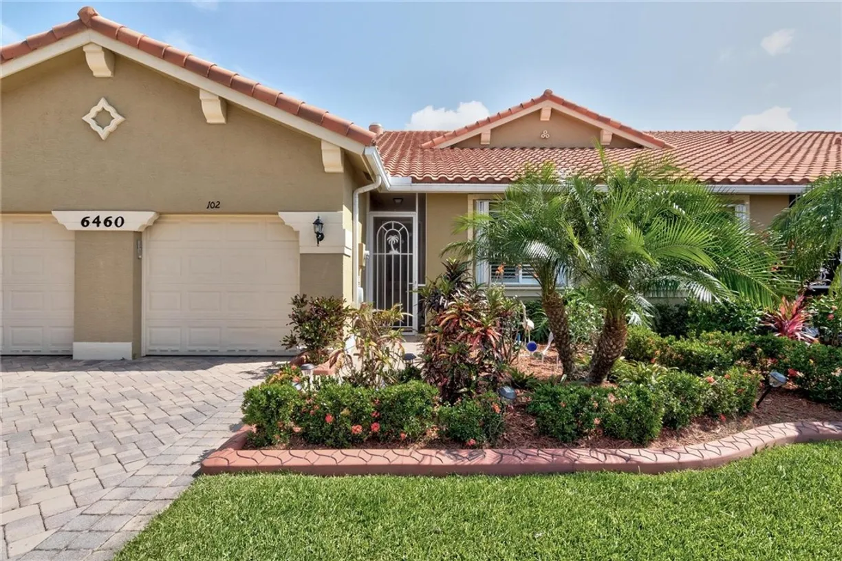 South Florida Real Estate | View 6460 Oxford, 102B | 2 Beds, 2 Baths
