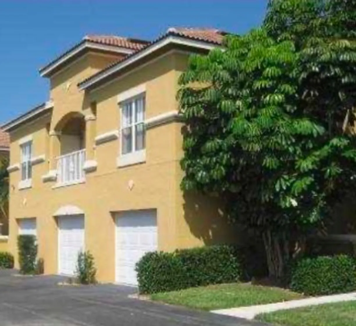 South Florida Real Estate | View 5015 Fairways, A209 | 2 Beds, 2 Baths