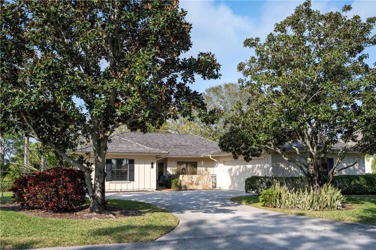 South Florida Real Estate | View 134 Prestwick | 3 Beds, 3 Baths