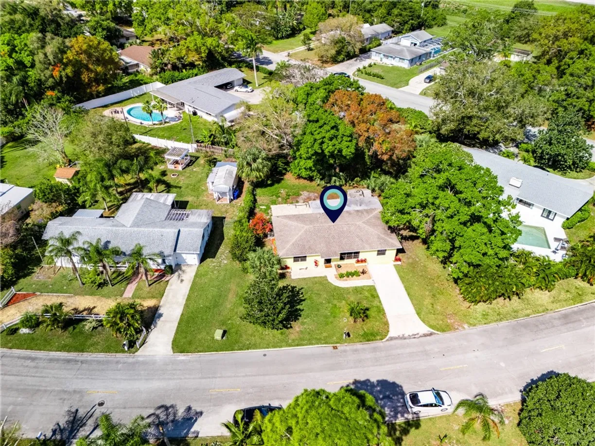 South Florida Real Estate | View 2361 Bonita | 3 Beds, 2 Baths