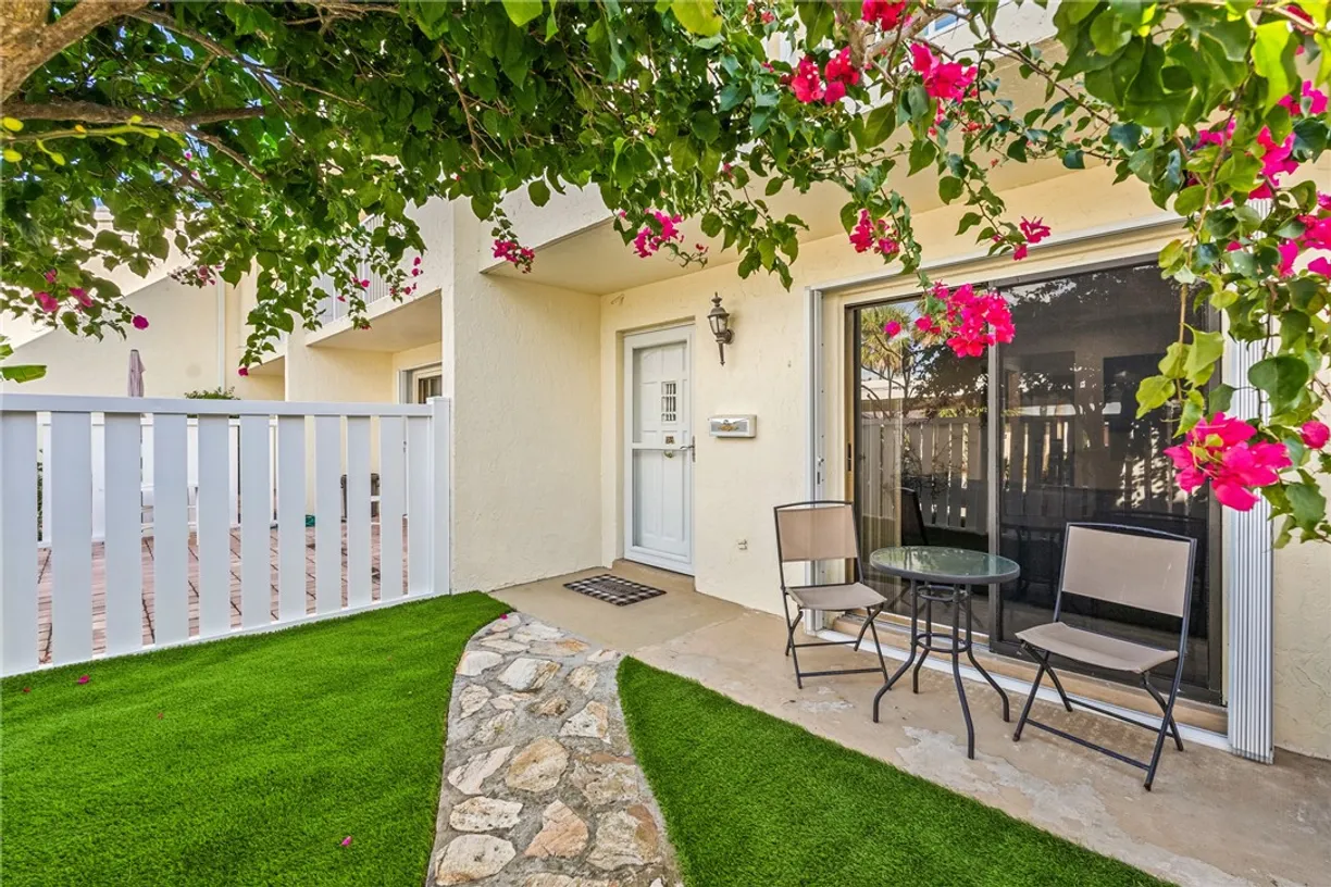 South Florida Real Estate | View 4019 Silver Palm, 8 | Listing