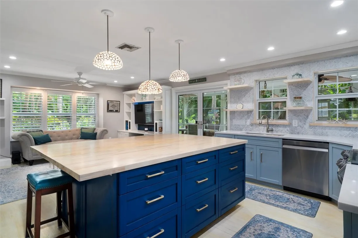 South Florida Real Estate | View 1951 W Sandpiper | Listing