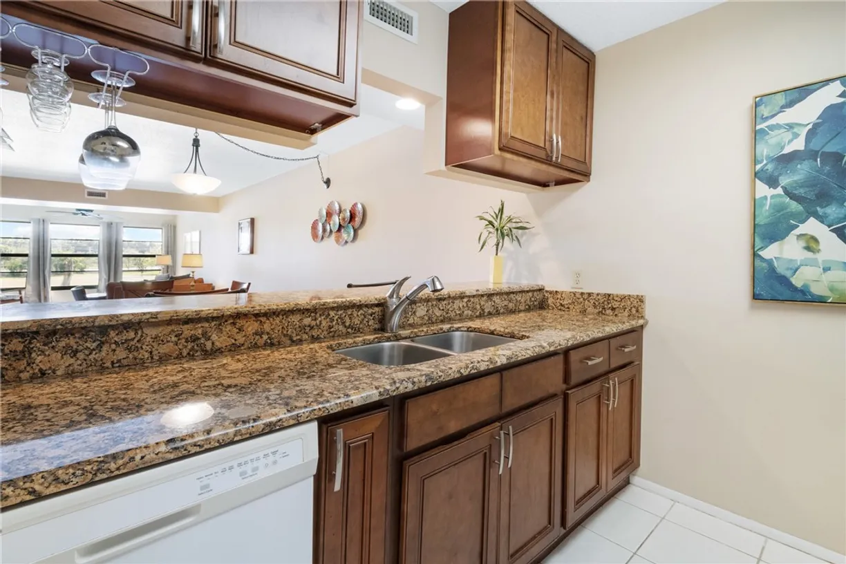 South Florida Real Estate | View 41 Plantation, 202 | Listing