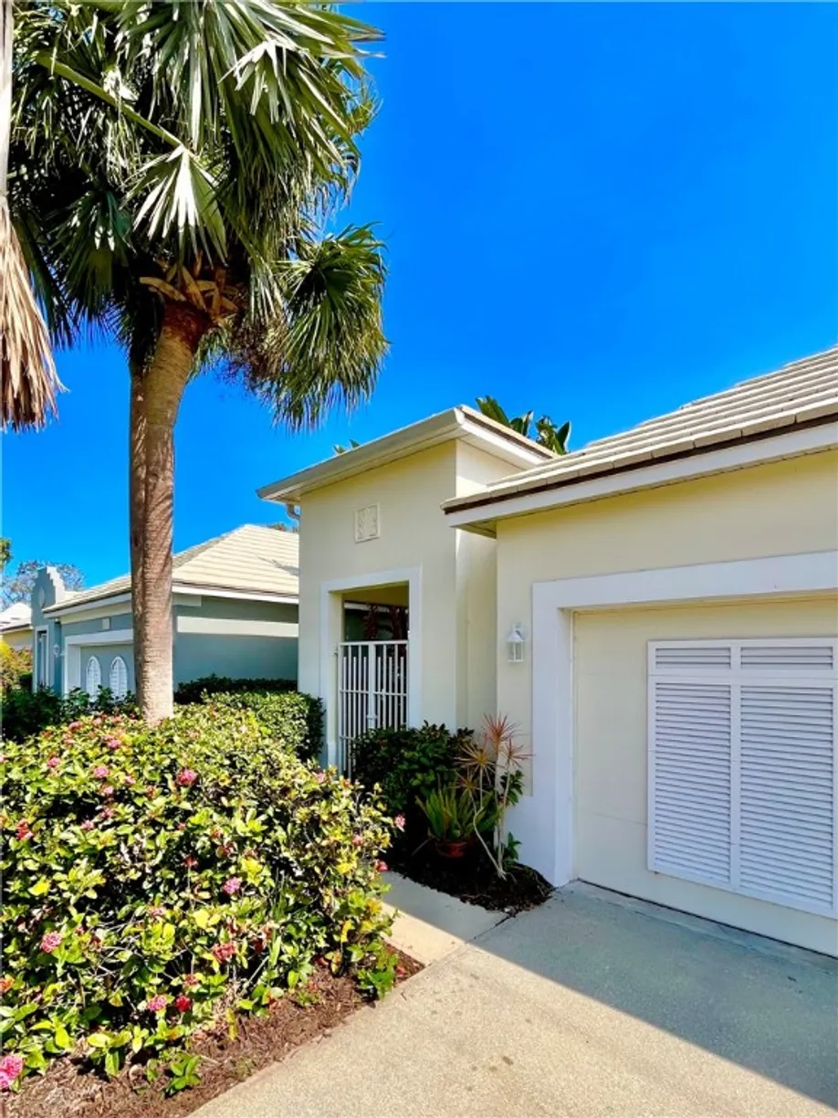 South Florida Real Estate | View 1135 Saint Georges | Listing