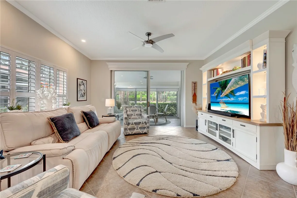 South Florida Real Estate | View 227 Park Shores, 227A | 2 Beds, 2 Baths