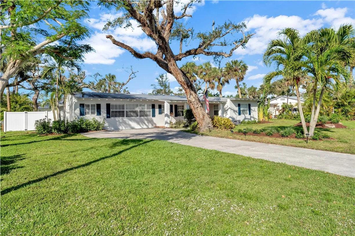 South Florida Real Estate | View 645 Acacia | Listing