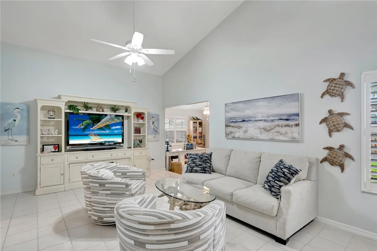 South Florida Real Estate | View 1845 Waterford, 6 | Listing