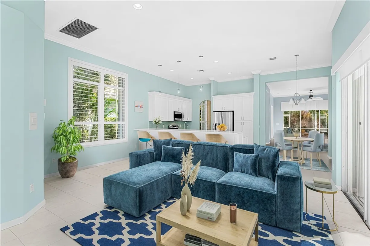 South Florida Real Estate | View 941 Island Club | Listing