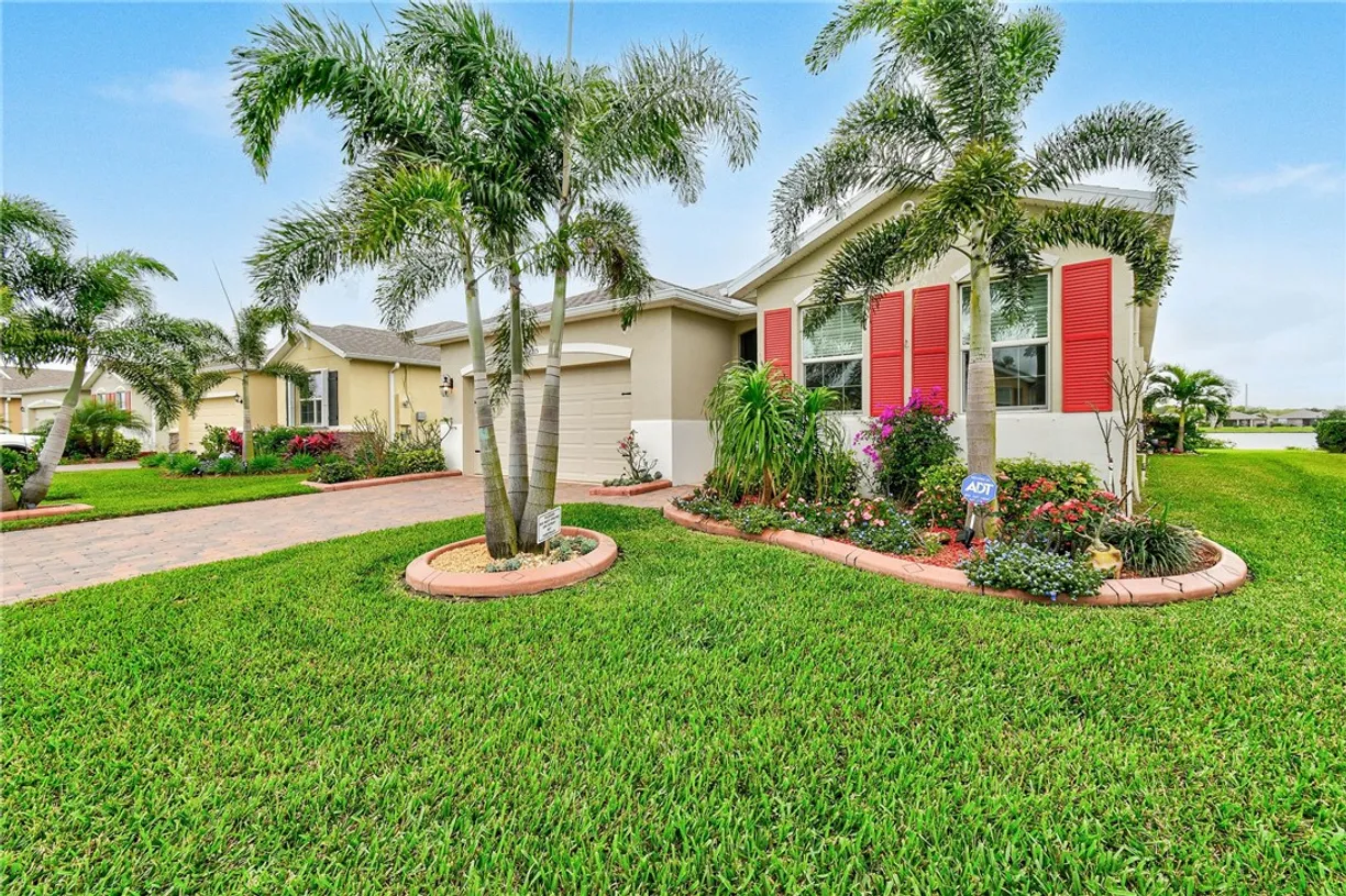 South Florida Real Estate | View 2215 Hawk River | 4 Beds, 2 Baths