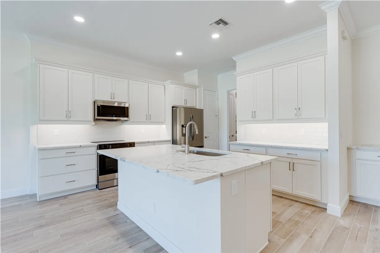 South Florida Real Estate | View 1805 Bridgepointe, 3 | Listing