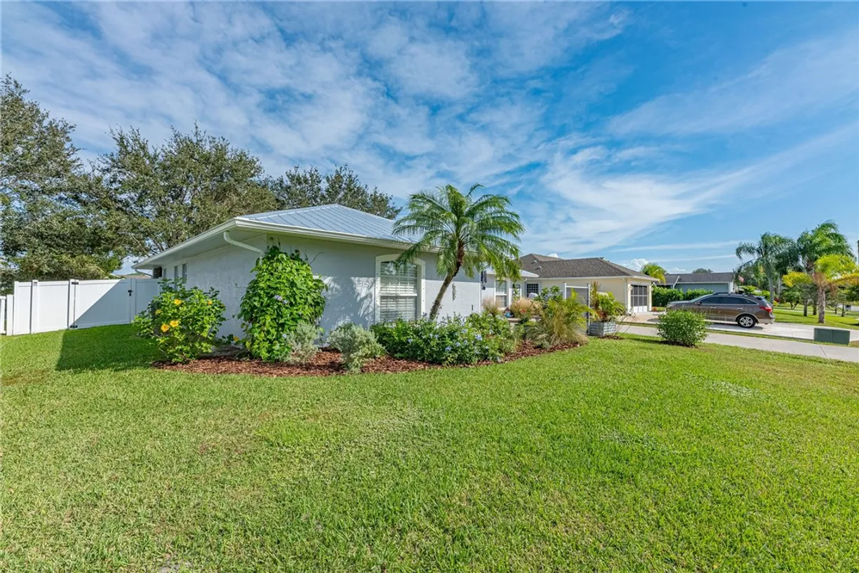South Florida Real Estate | View 462 Biscayne | Listing