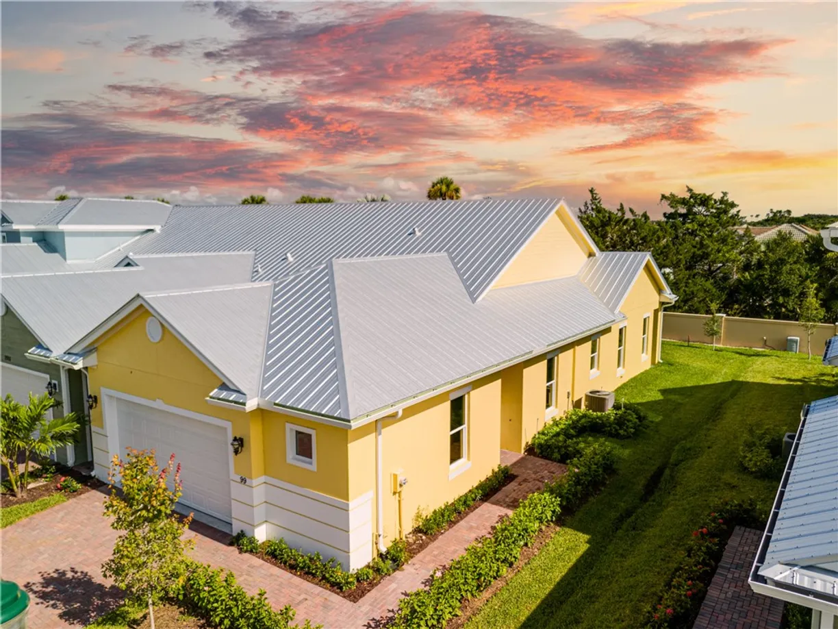 South Florida Real Estate | View 2005 Bridgepointe, 99 | 2 Beds, 2 Baths