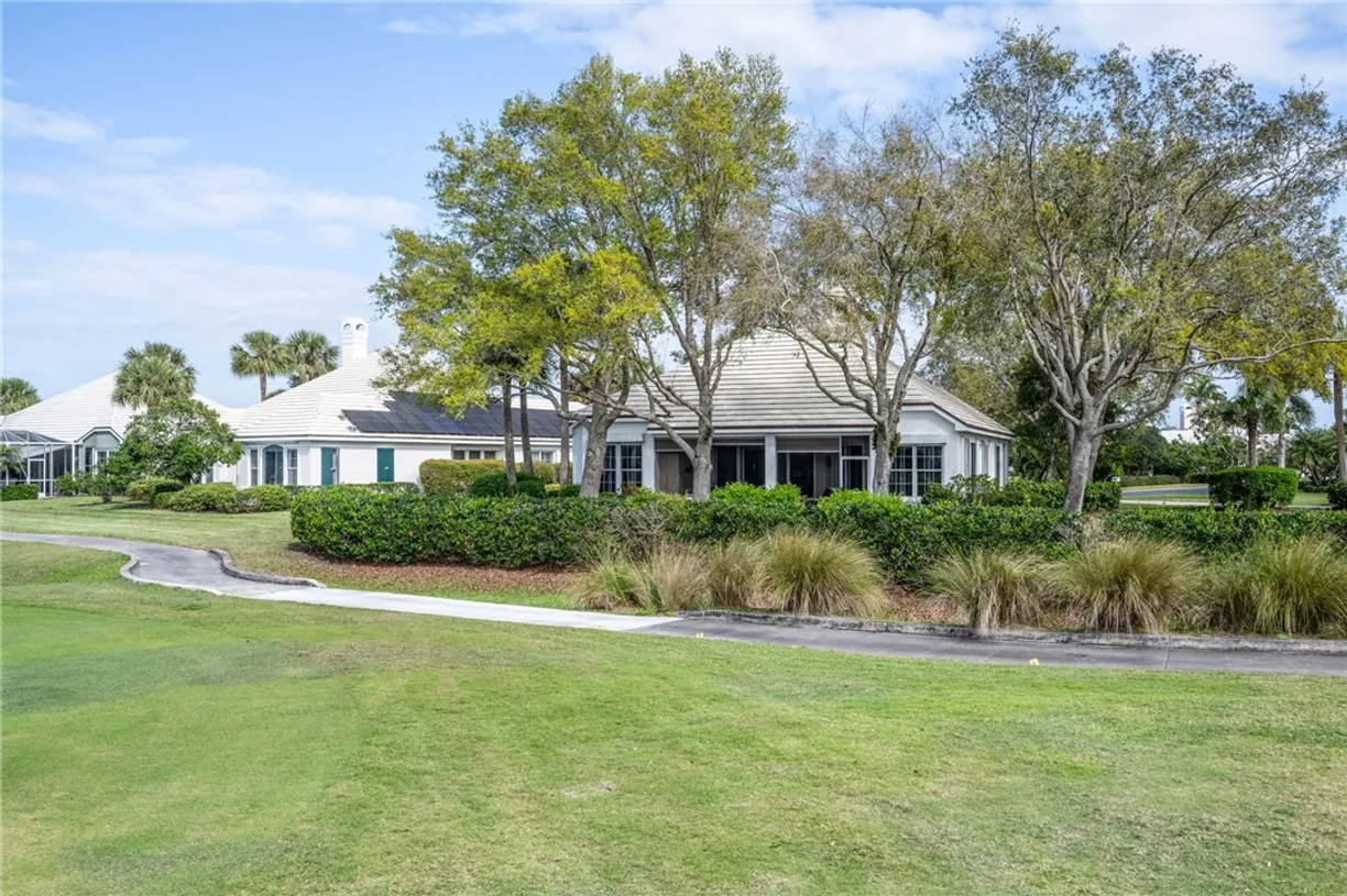 South Florida Real Estate | View 4655 Saint James | 2 Beds, 2 Baths