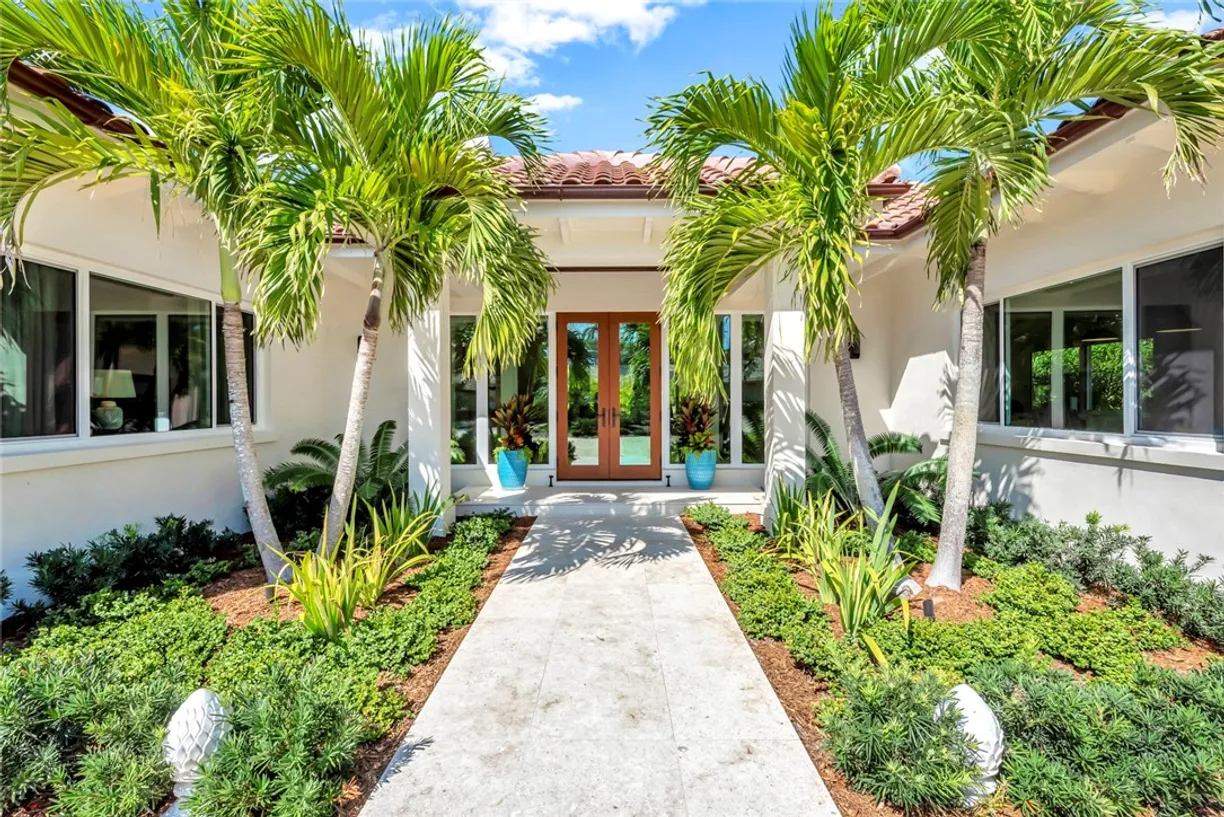 South Florida Real Estate | View 1810 E Sandpointe | Listing