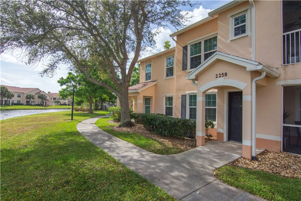 South Florida Real Estate | View 2258 57th, 2258 | Listing