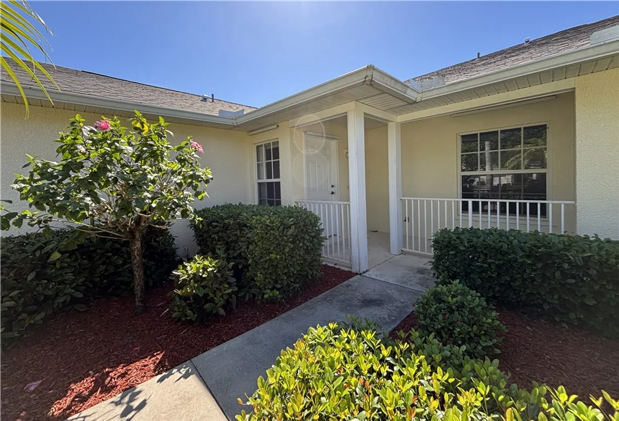 South Florida Real Estate | View 952 S Easy | 2 Beds, 2 Baths