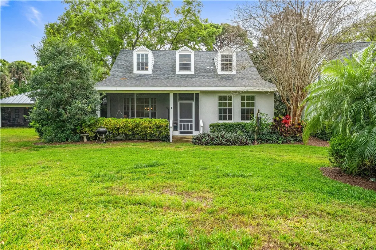 South Florida Real Estate | View 812 Carolina | Listing