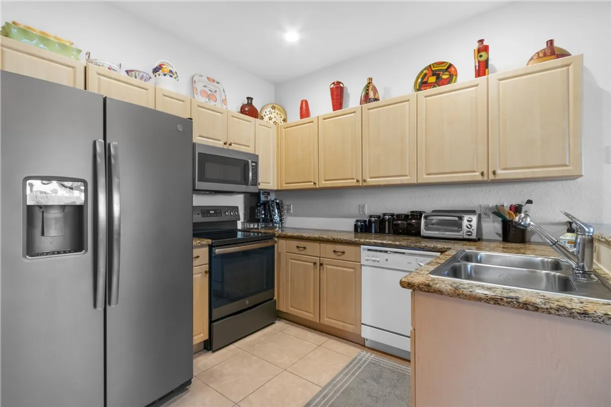 South Florida Real Estate | View 2508 Stockbridge | 3 Beds, 2 Baths