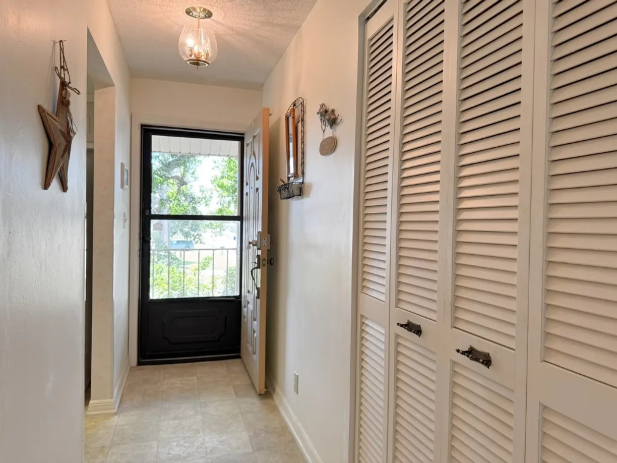 South Florida Real Estate | View 400 18th, 5 | Listing