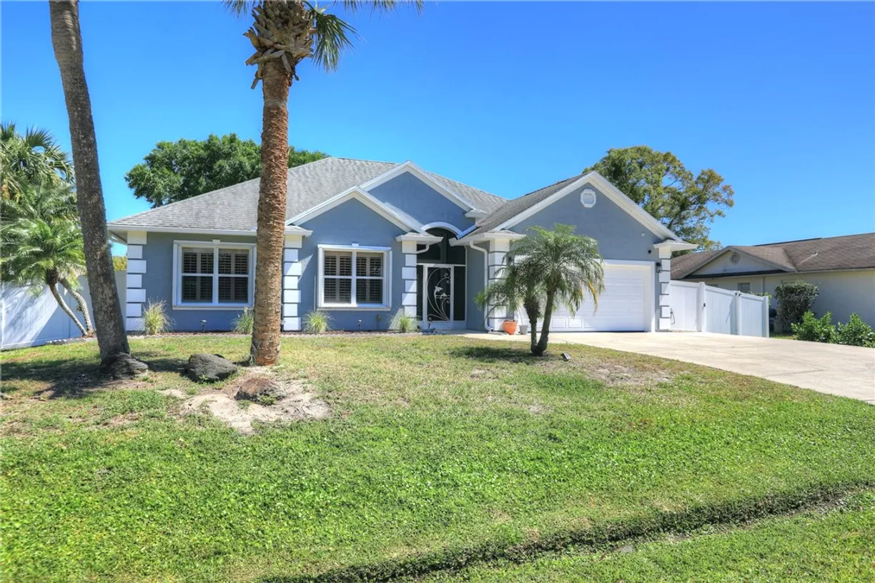 South Florida Real Estate | View 537 Ray | 3 Beds, 2 Baths