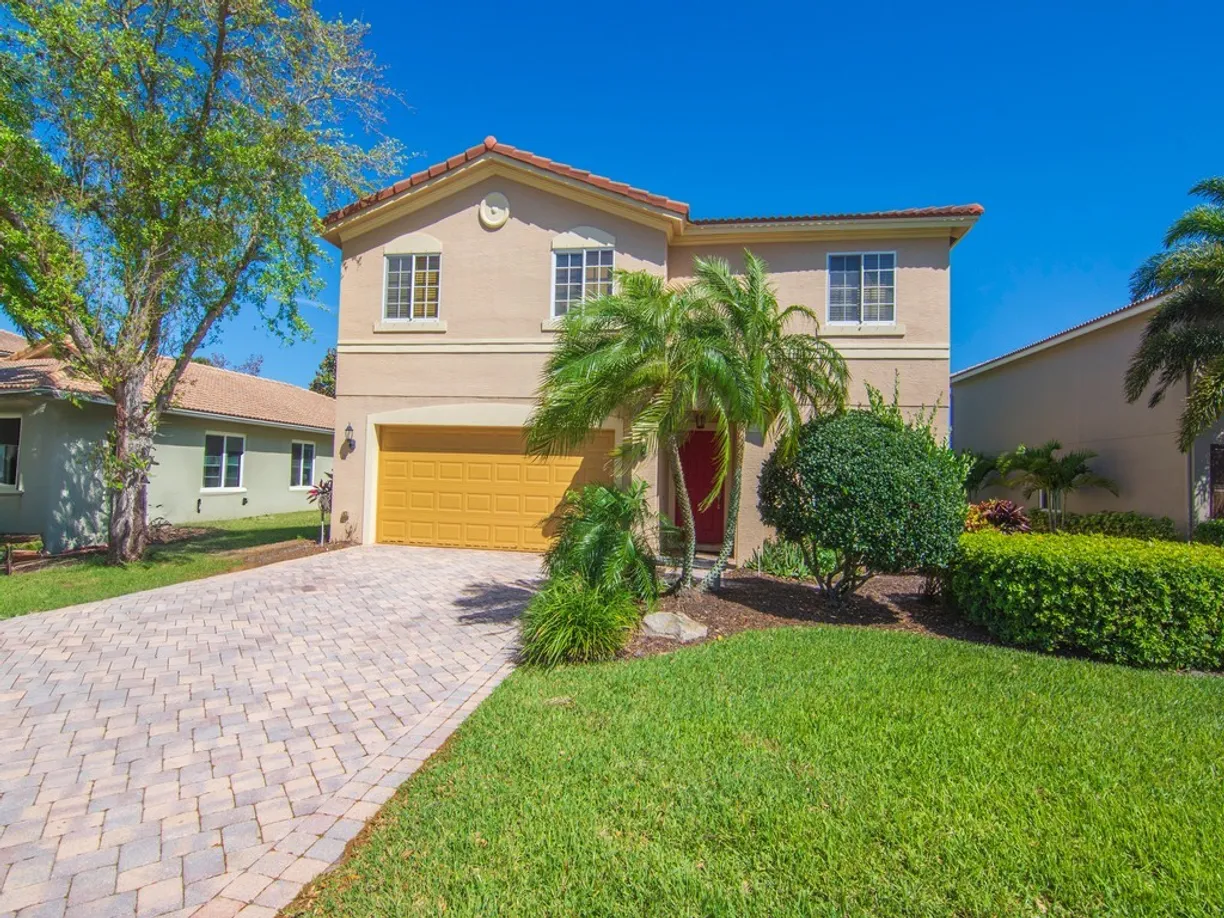 South Florida Real Estate | View 5566 43rd | Listing