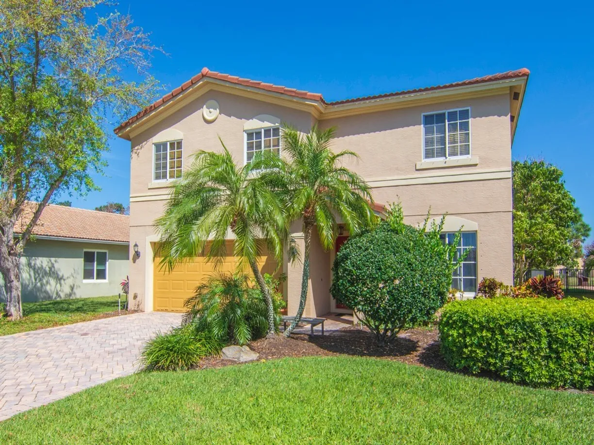 South Florida Real Estate | View 5566 43rd | Listing