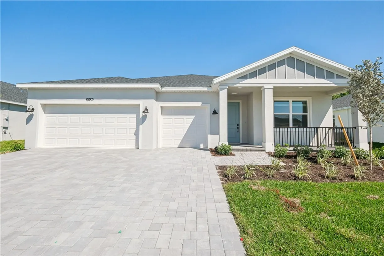 South Florida Real Estate | View 5689 Hampton Park | 3 Beds, 2 Baths