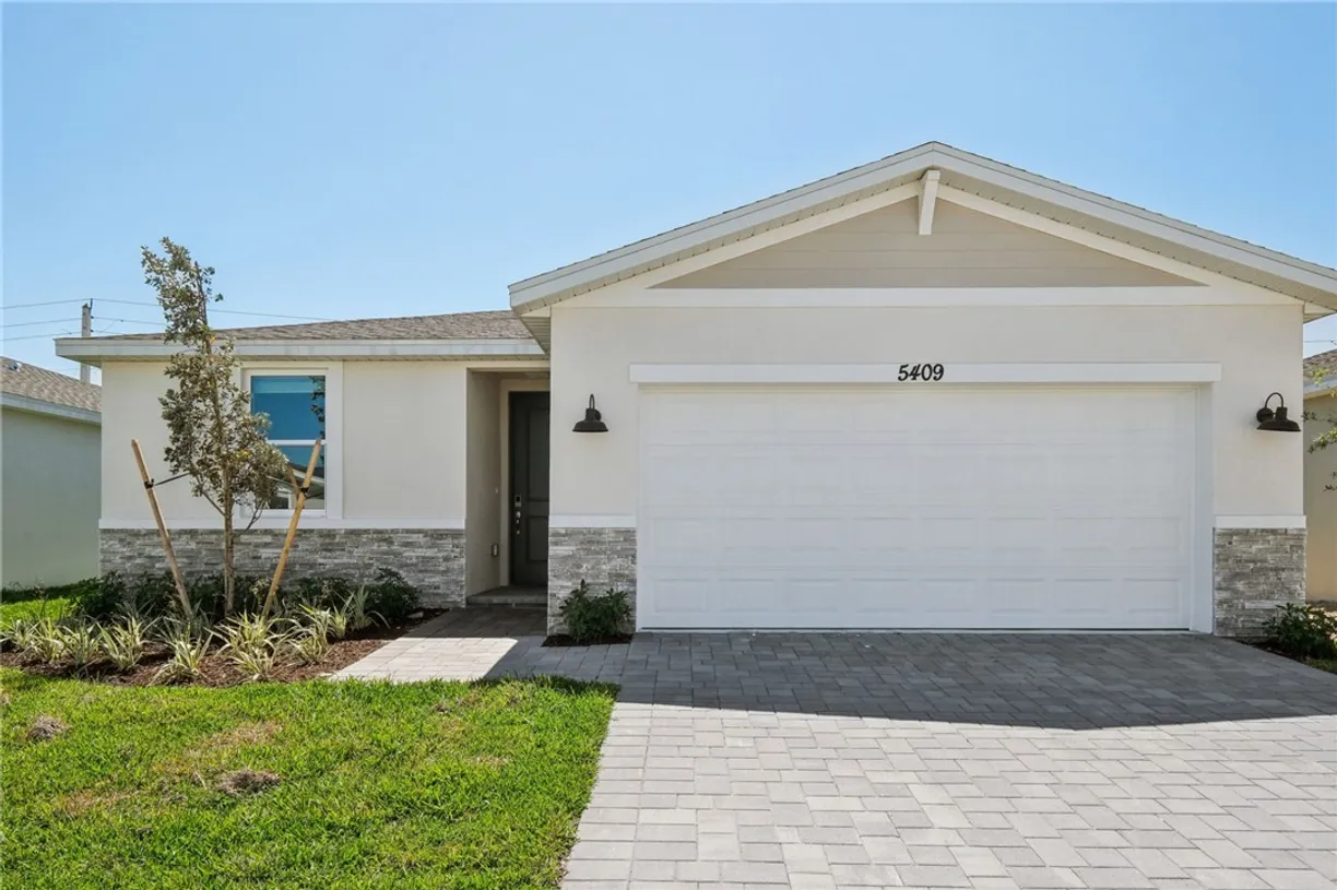 South Florida Real Estate | View 5409 Hampton Park | 3 Beds, 2 Baths