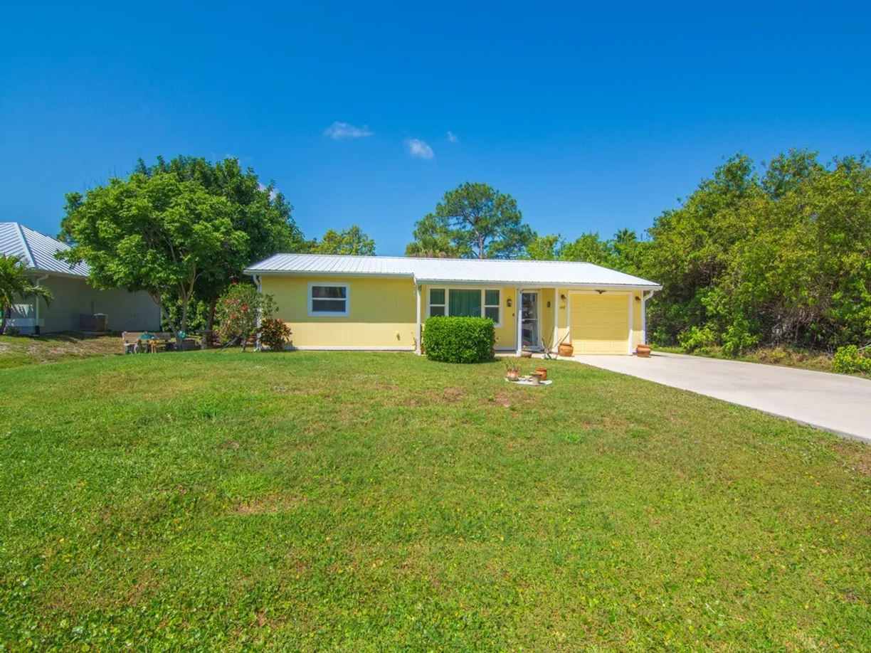 South Florida Real Estate | View 442 Banyan | 2 Beds, 1 Bath
