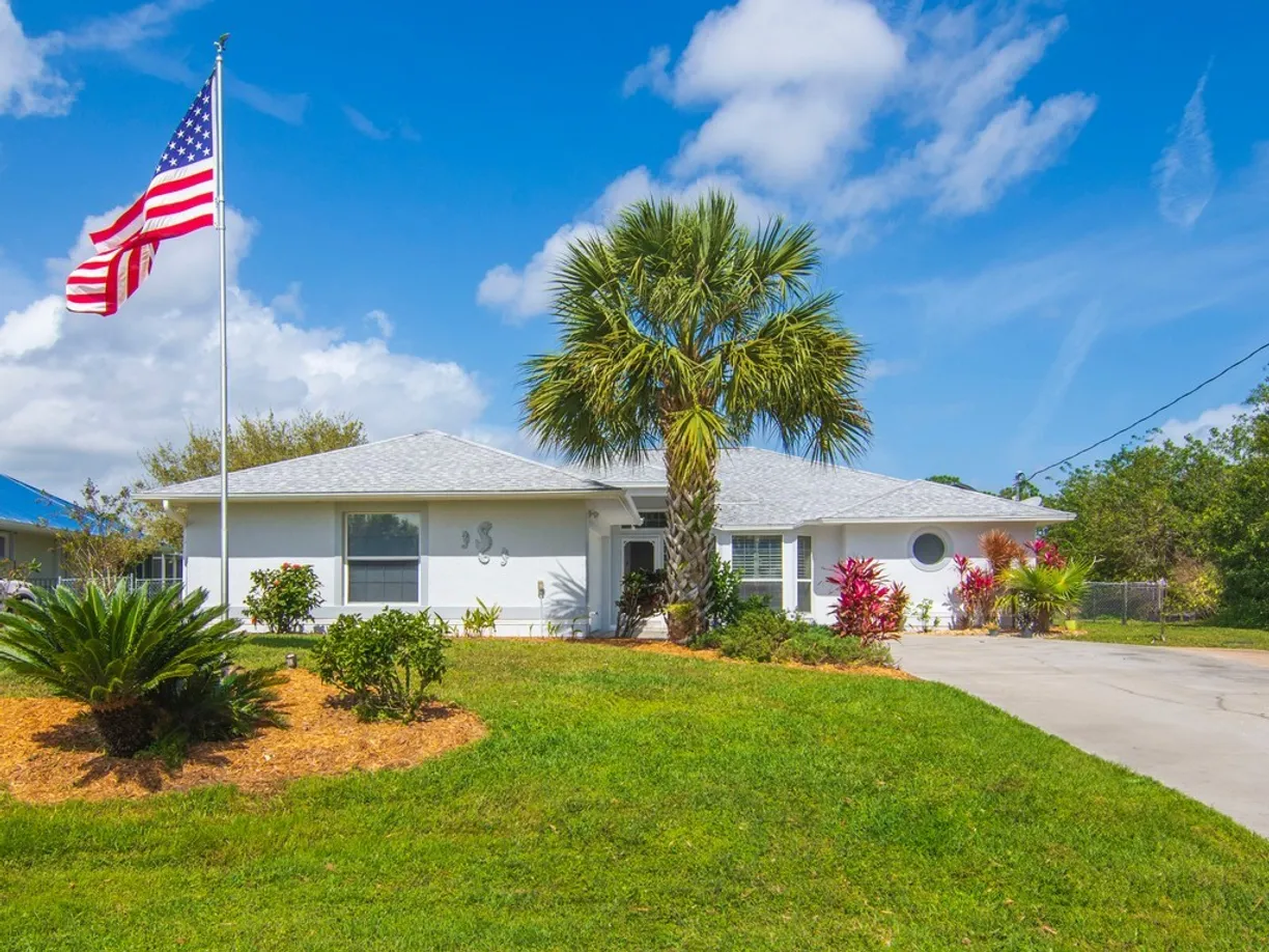 South Florida Real Estate | View 191 Day | 3 Beds, 2 Baths