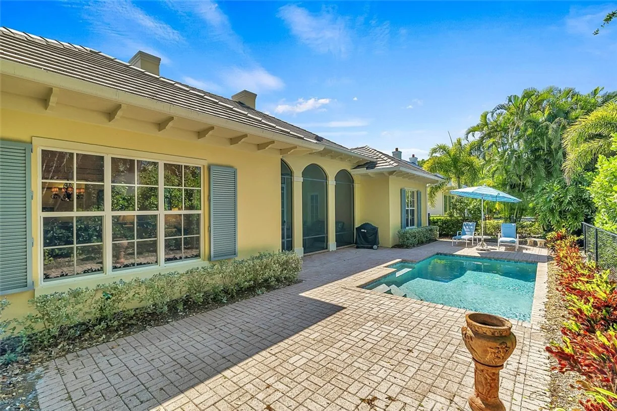 South Florida Real Estate | View 411 S Palm Island | Listing