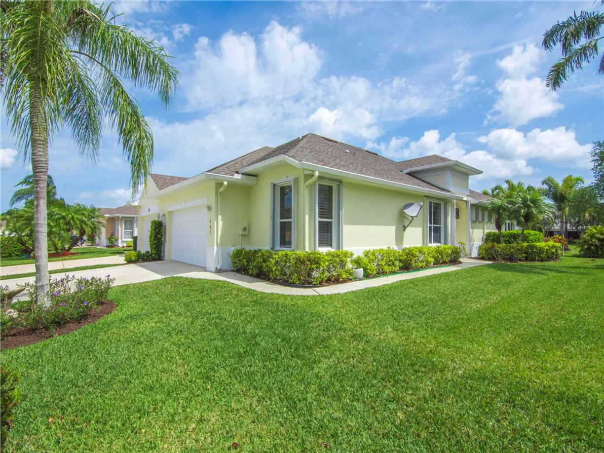 South Florida Real Estate | View 465 E Tangerine | Listing