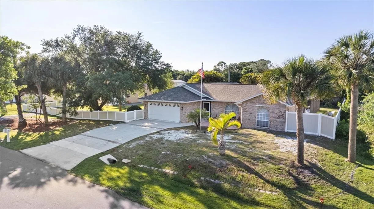 South Florida Real Estate | View 537 Cavern | Listing