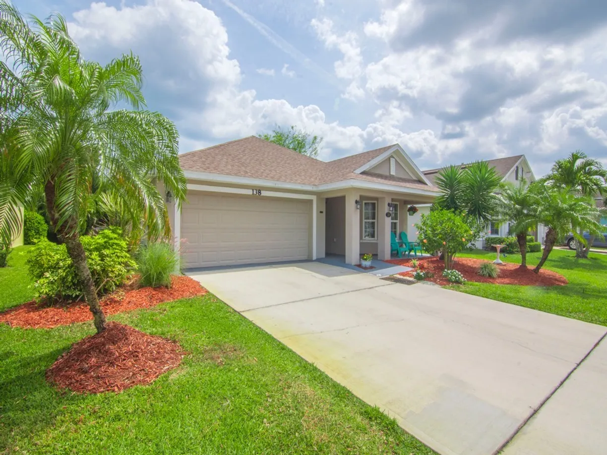 South Florida Real Estate | View 138 Briarcliff | 3 Beds, 2 Baths