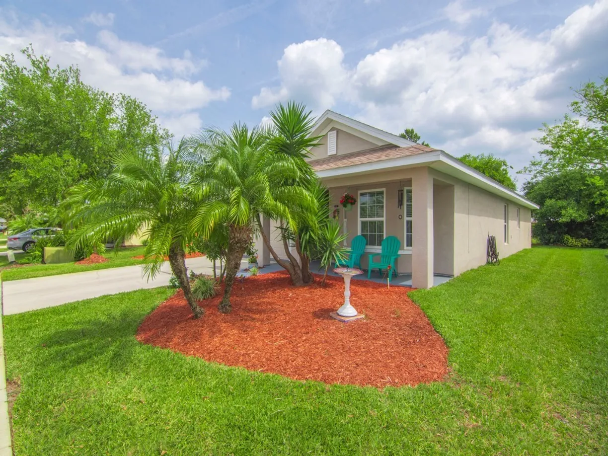South Florida Real Estate | View 138 Briarcliff | Listing