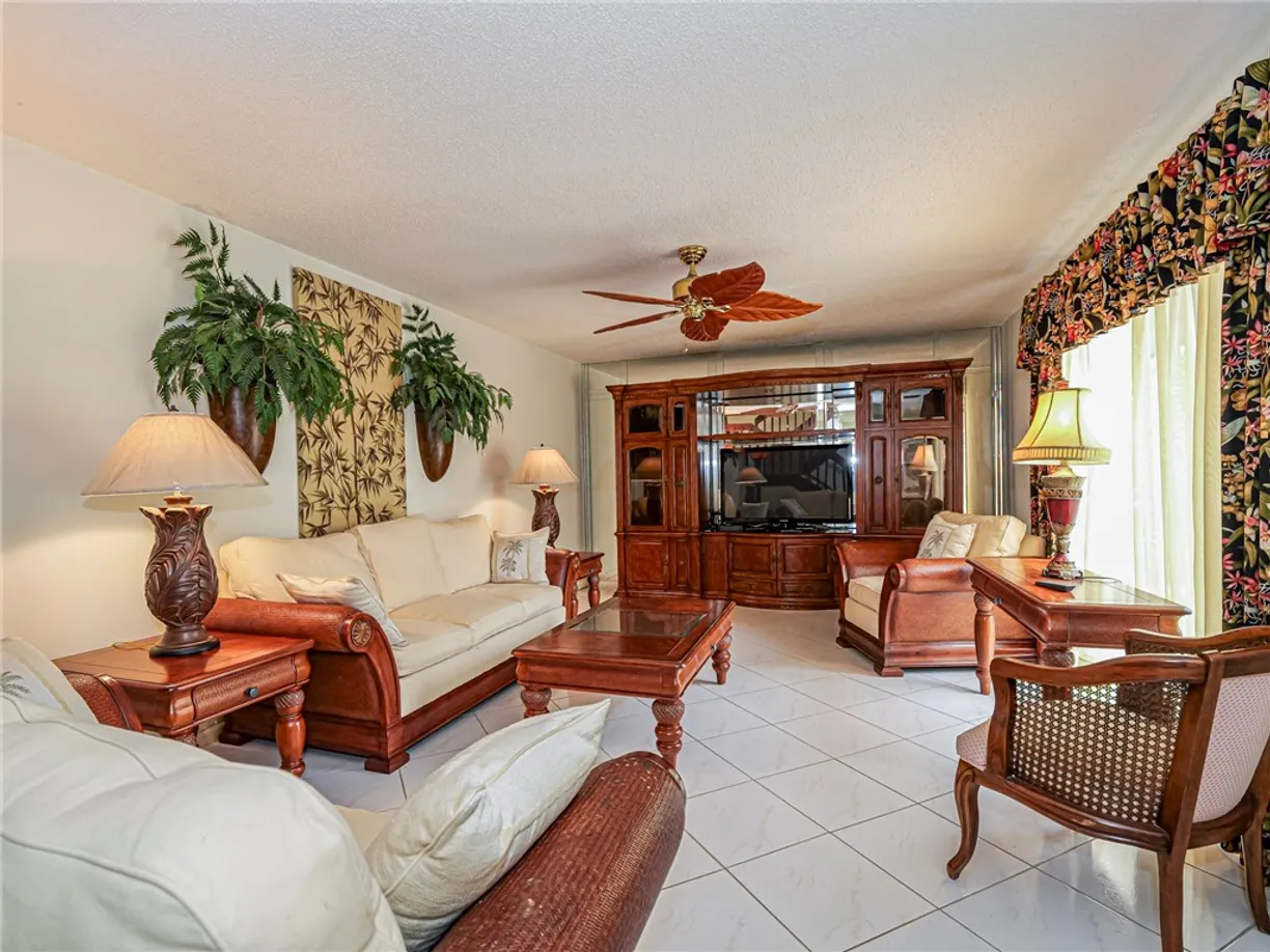 South Florida Real Estate | View 510 N Tropic, 10D | 2 Beds, 2 Baths