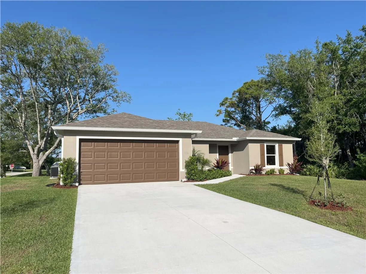 South Florida Real Estate | View 886 Roseland | Listing
