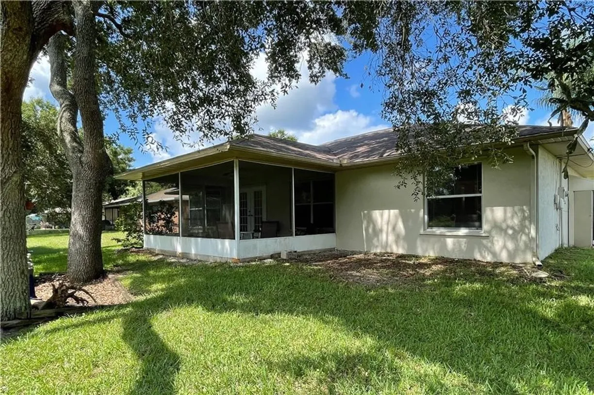 South Florida Real Estate | View 1013 Phelps | Listing