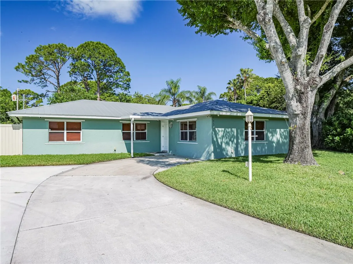 South Florida Real Estate | View 185 23rd | Listing