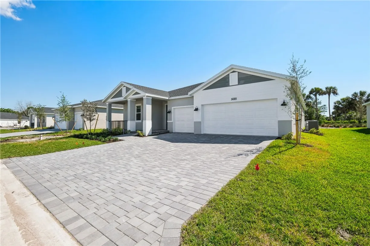 South Florida Real Estate | View 5685 Hampton Park | Listing