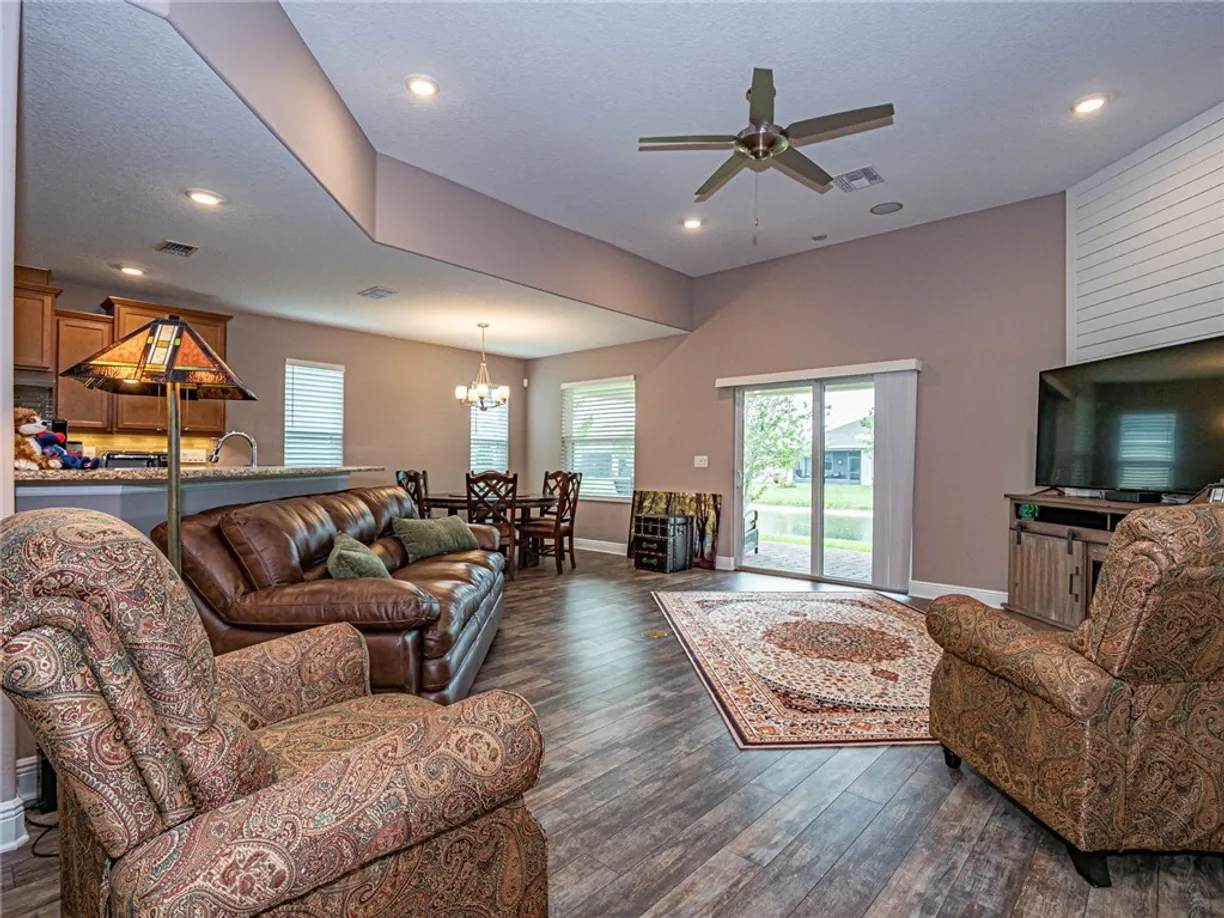 South Florida Real Estate | View 131 Sandcrest | Listing