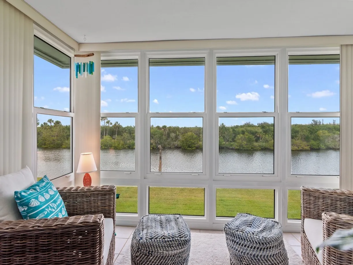 South Florida Real Estate | View 2800 Indian River, 8F | 1 Bed, 1 Bath