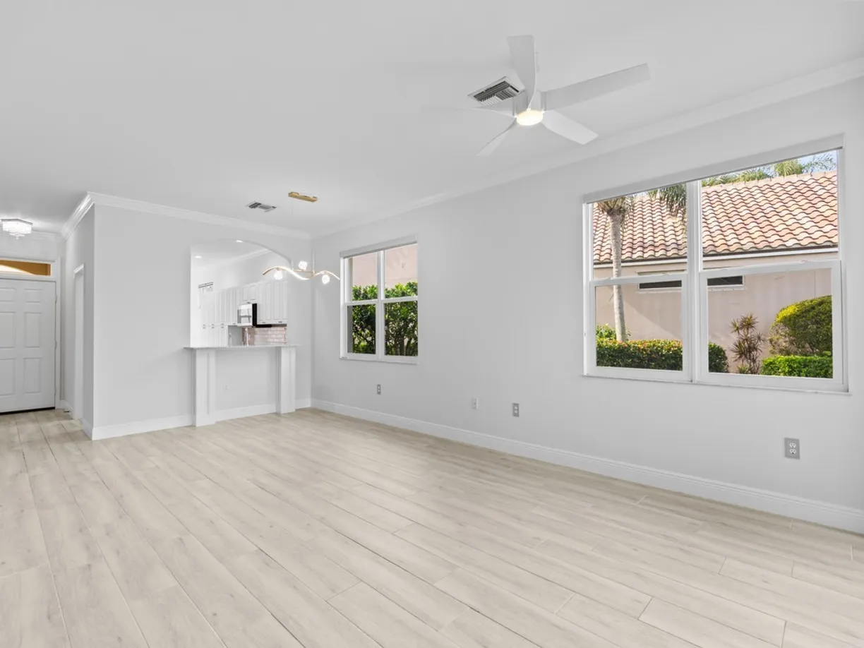 South Florida Real Estate | View 1767 Victoria | Listing