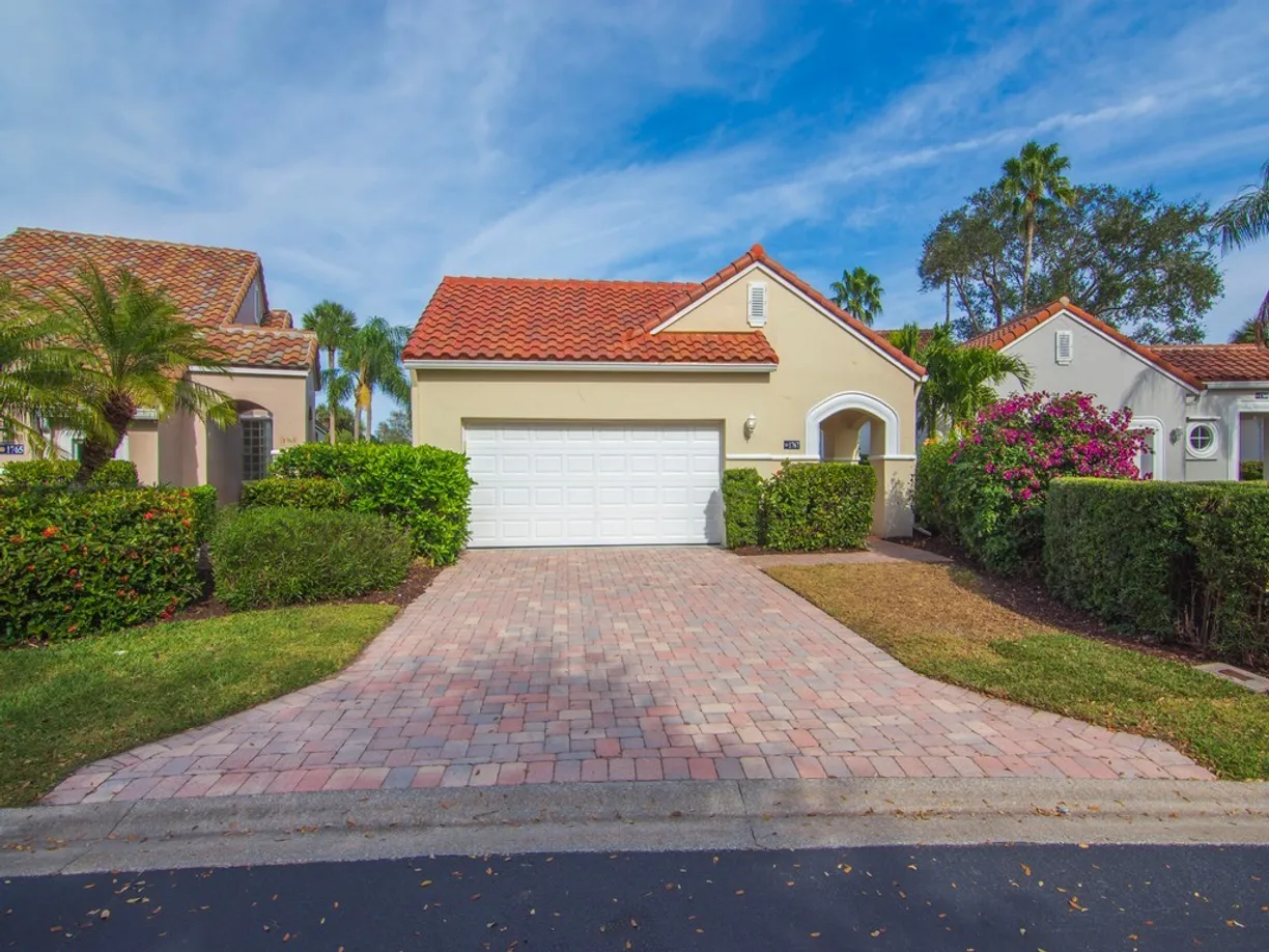South Florida Real Estate | View 1767 Victoria | 3 Beds, 2 Baths