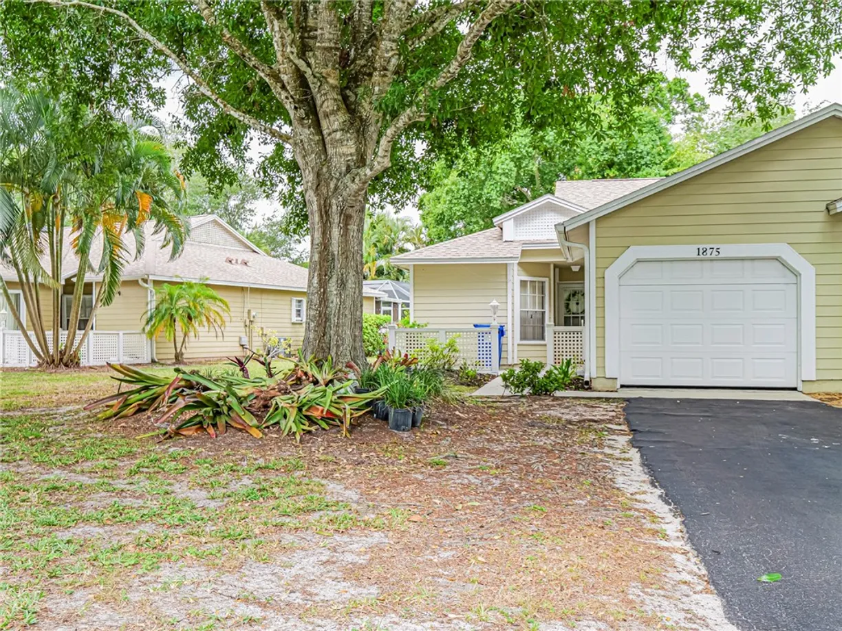 South Florida Real Estate | View 1875 Sixty Oaks | 2 Beds, 2 Baths