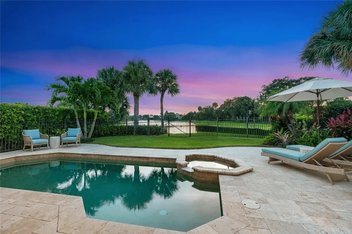1710 Lake Club, Beach Central, FL 32963 Property for sale