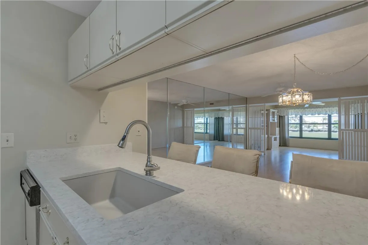 31 Plantation #206, County Central, FL 32966 Property for sale