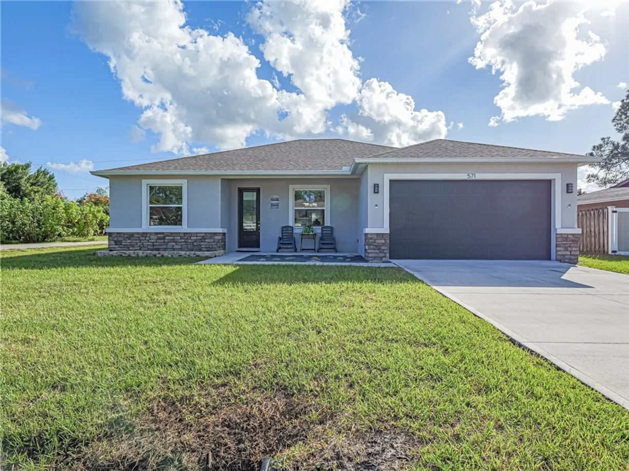 571 Charlotta SE, Out of Area, FL 32909 Property for sale